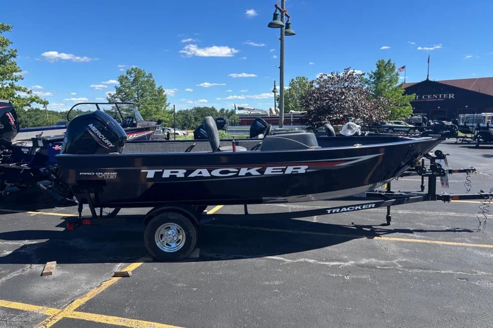 Tracker Pro Guide V-16 SC