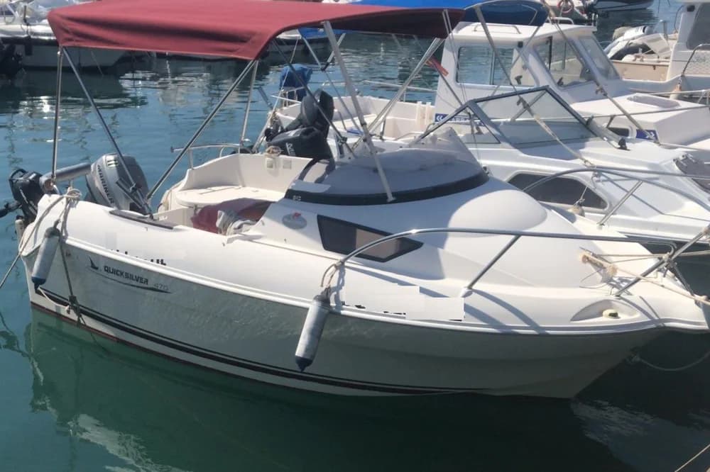 2002 Quicksilver 470