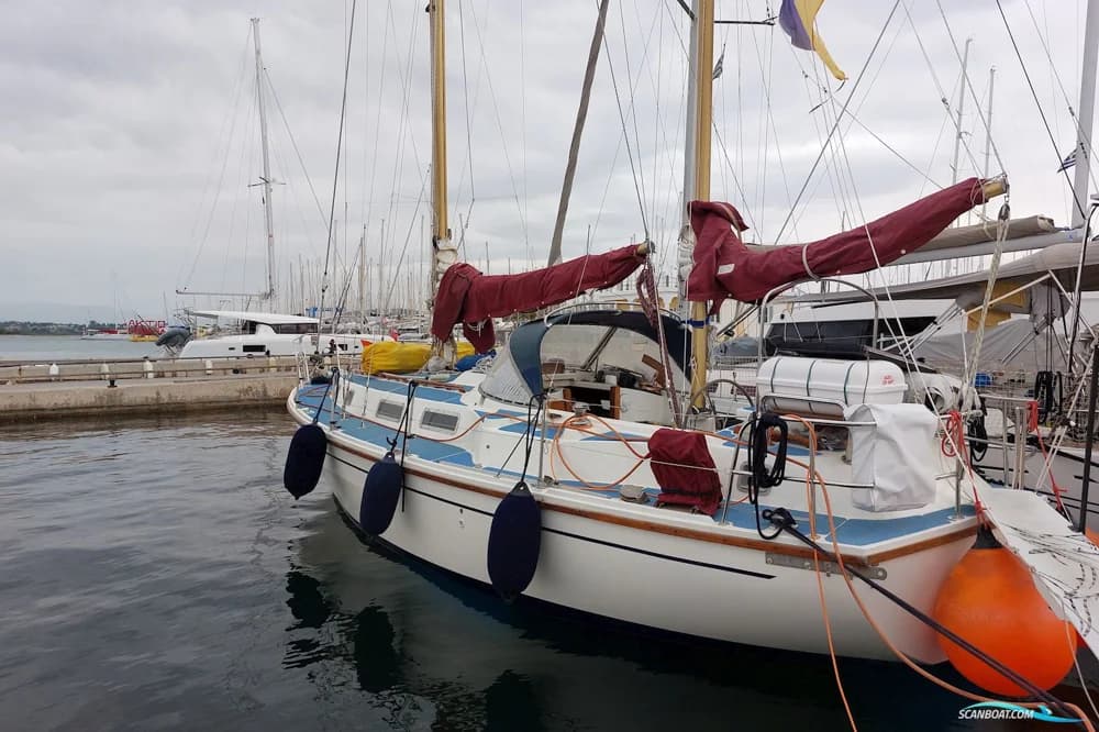 Westerly 33