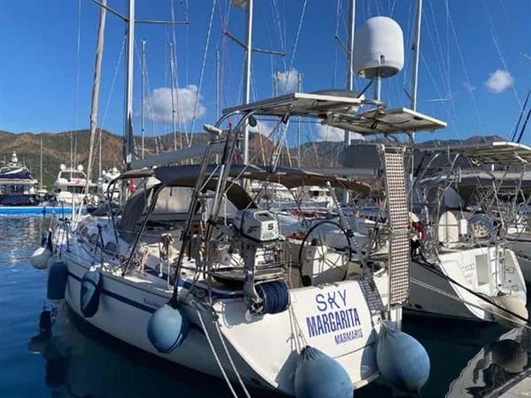 BAVARIA 40 CRUISER