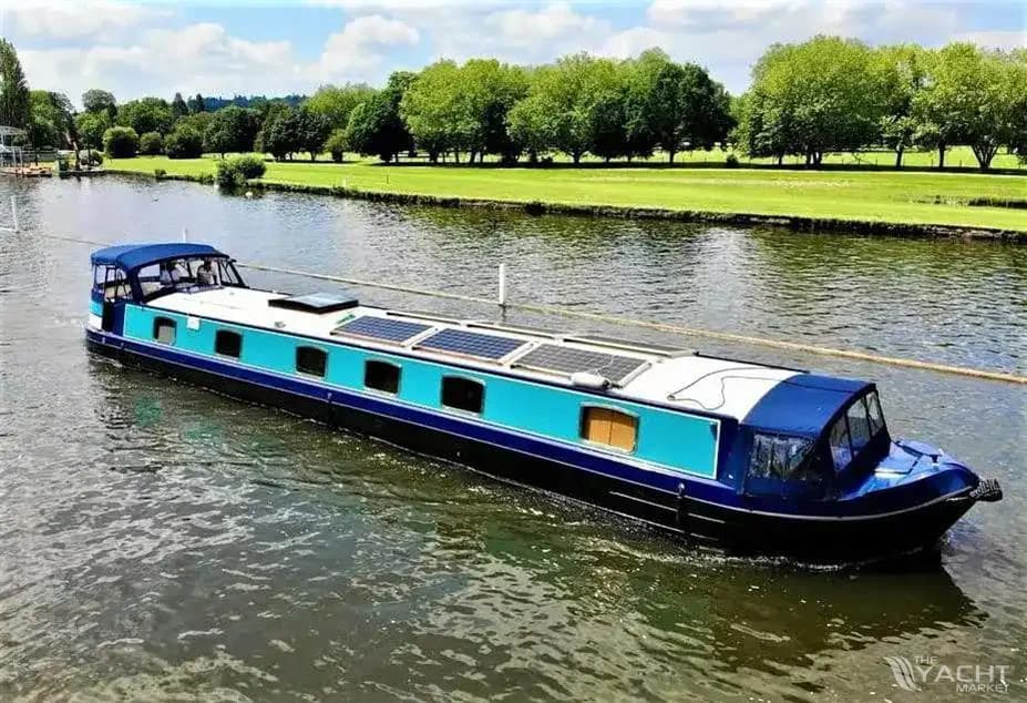 Aqualine Boats Canterbury 68
