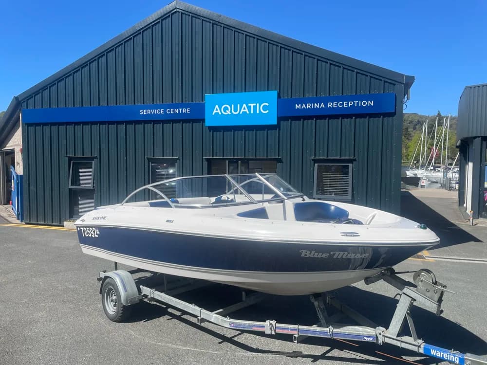 2011 Four Winns 180 Horizon LE Boat for Sale in Bowness-on-Windermere