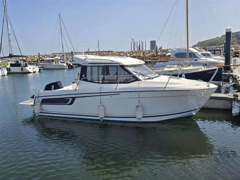 JEANNEAU MERRY FISHER 695