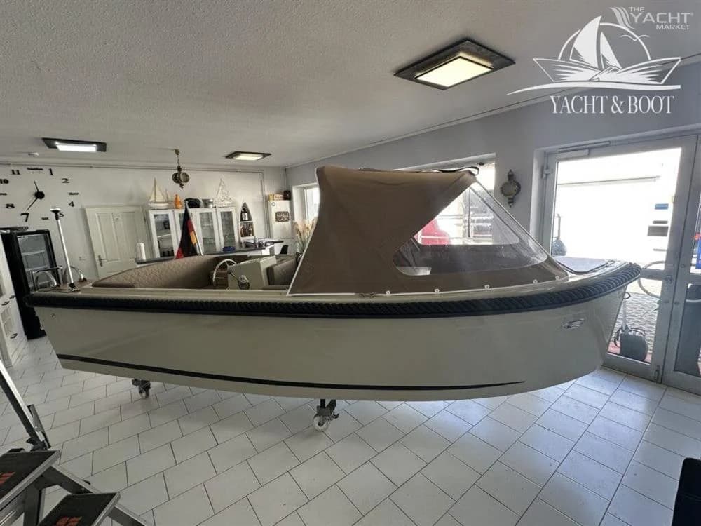 RioMar Boats 470