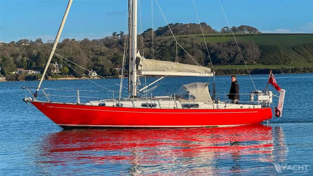 Jeremy Rogers Contessa 32