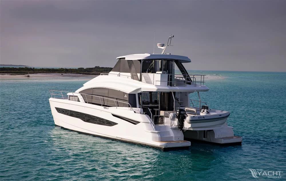 Aquila 54 Yacht