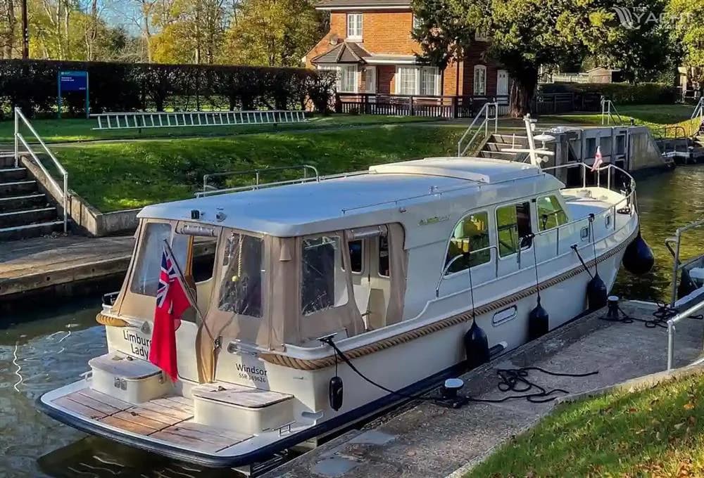 Linssen Grand Sturdy 35.0 Sedan