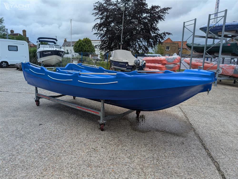 Pan's Marine P430