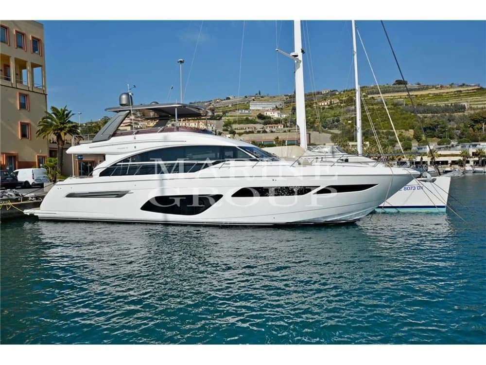 Princess Yachts - F70