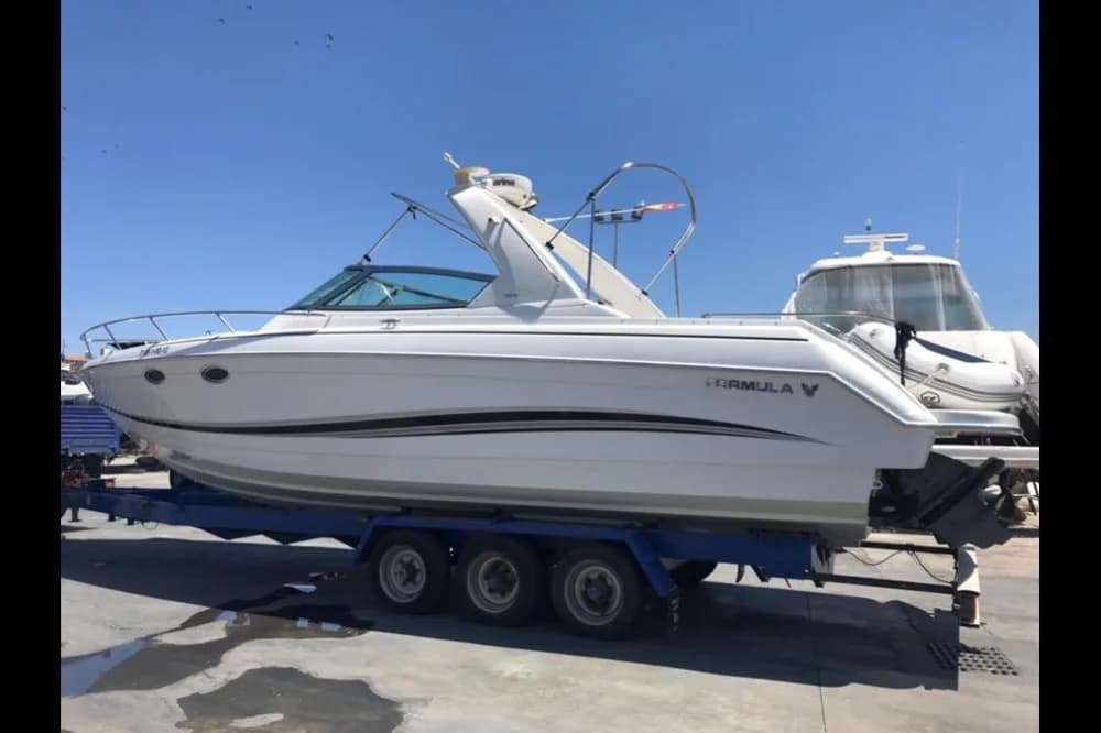 2007 Formula 330 Sun Sport | 10m
