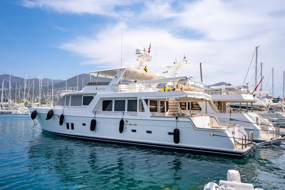 2017 Offshore Yachts 80 Pilot House | 24m