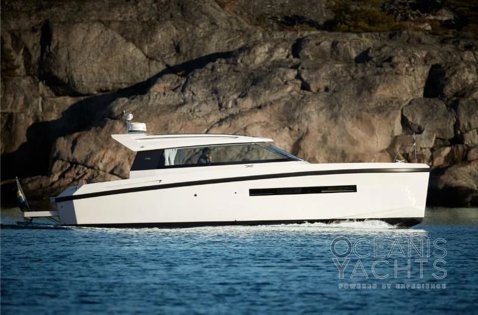 2024 Delta Powerboats 33 Coupe | 11m
