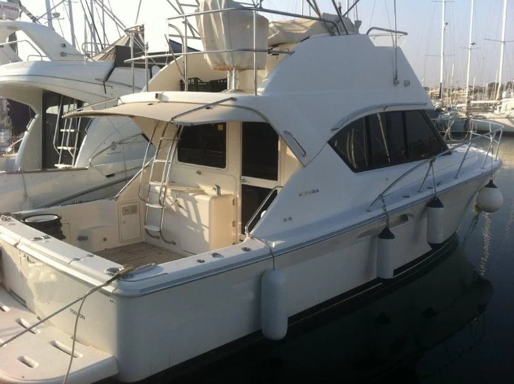 2003 Riviera 3350 Convertible | 11m
