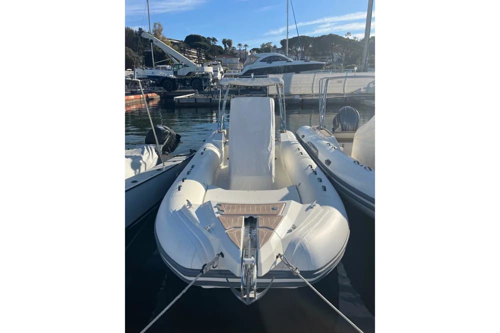2024 Capelli Tempest 700 Open | 7m