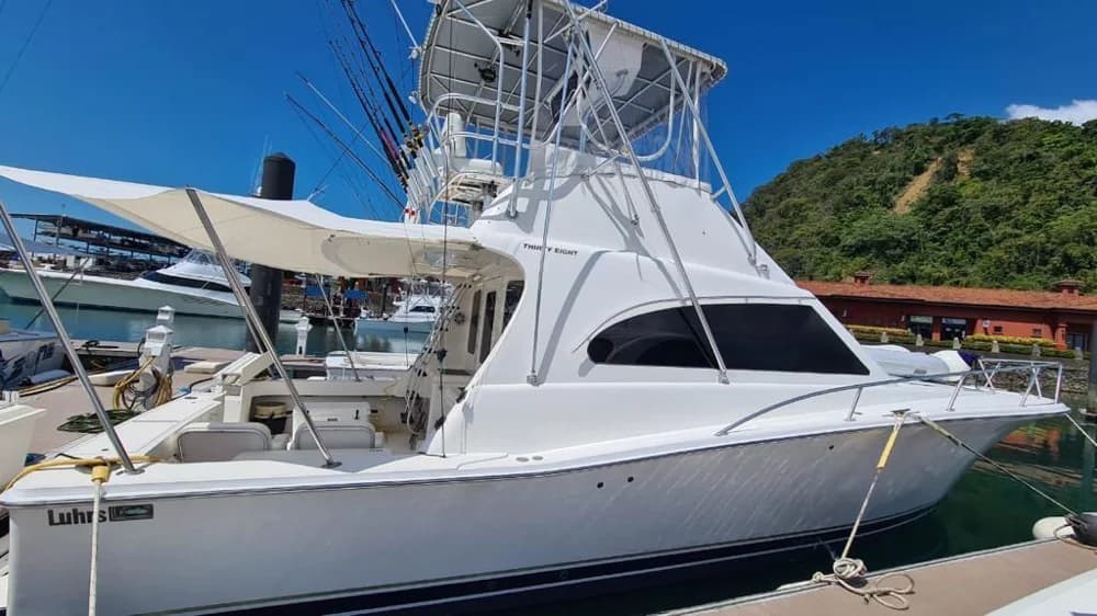 2005 Luhrs 38 Convertible | 12m