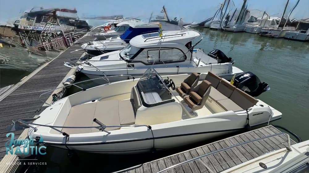 Quicksilver Activ 675 Cruiser