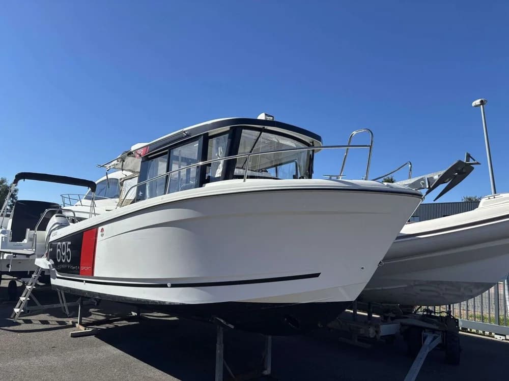 Jeanneau Merry Fisher 695 Sport