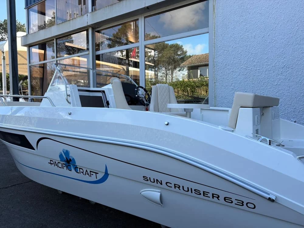 Pacific Craft 630 Sun Cruiser