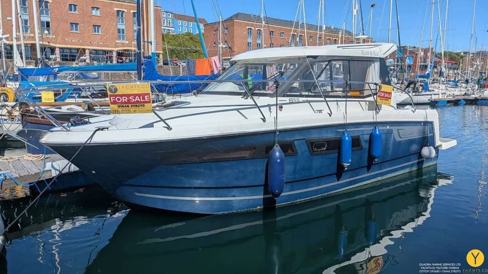 Jeanneau Merry Fisher 855