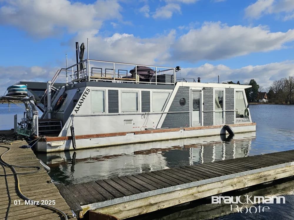 Mein Hausboot Modell