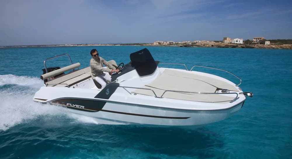 Bénéteau Flyer 6.6 Sundeck