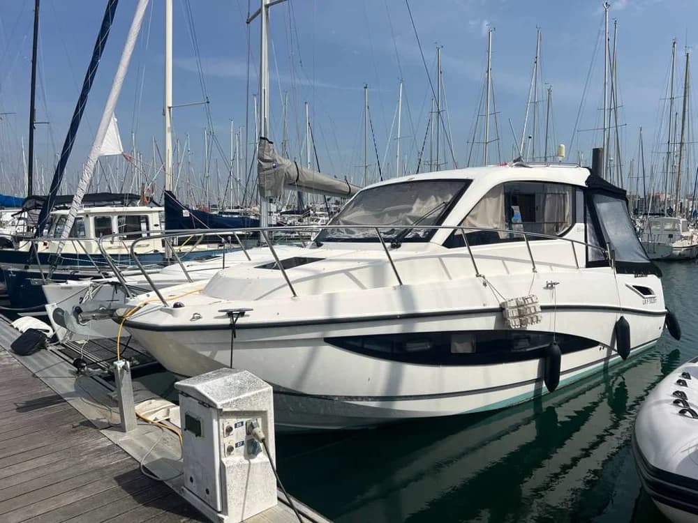 Quicksilver Activ 855 Weekend