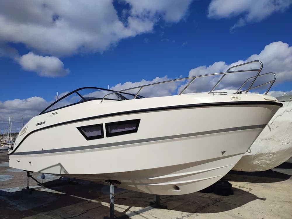 Quicksilver Activ 805 Cruiser
