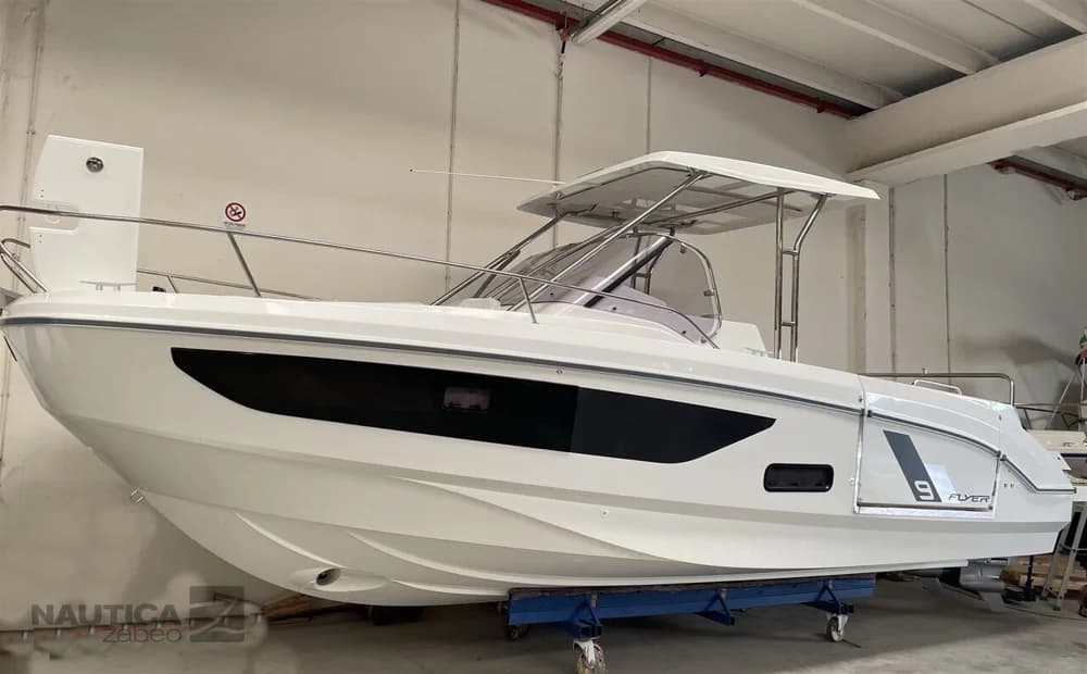 Bénéteau Flyer 9 Sundeck
