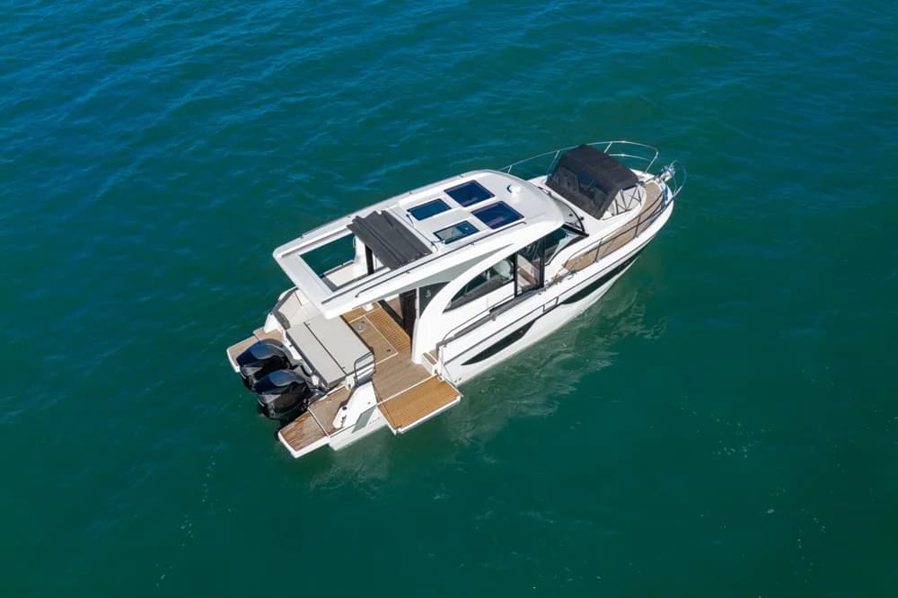 2022 Beneteau Antares 11 OB | 11m