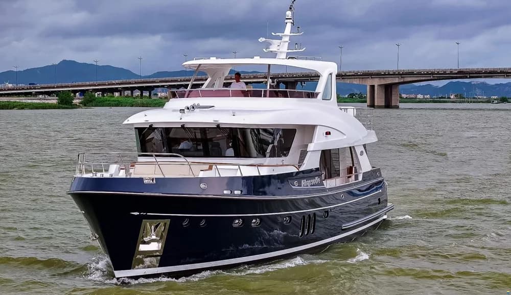 Selene 68 Ocean Explorer