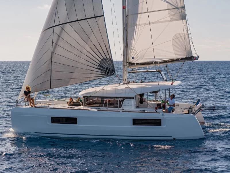2020 Lagoon 40 | 12m
