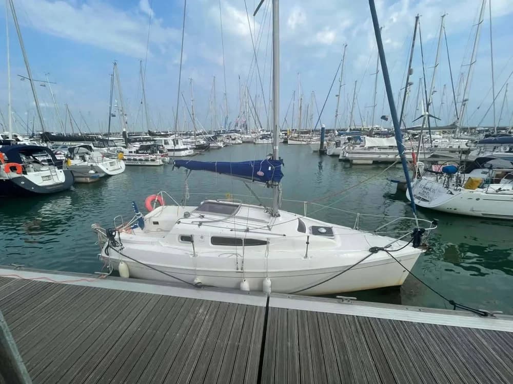 1998 Jeanneau Sun Odyssey 24.2 Boat for Sale in Christchurch
