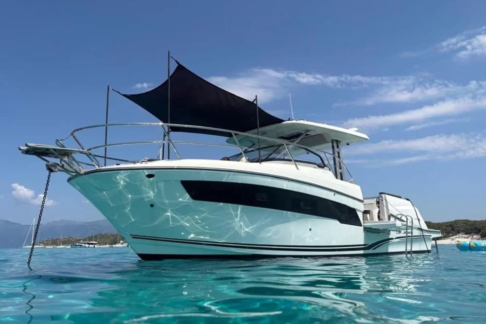 2022 Jeanneau Cap Camarat 10.5 WA Serie 2
