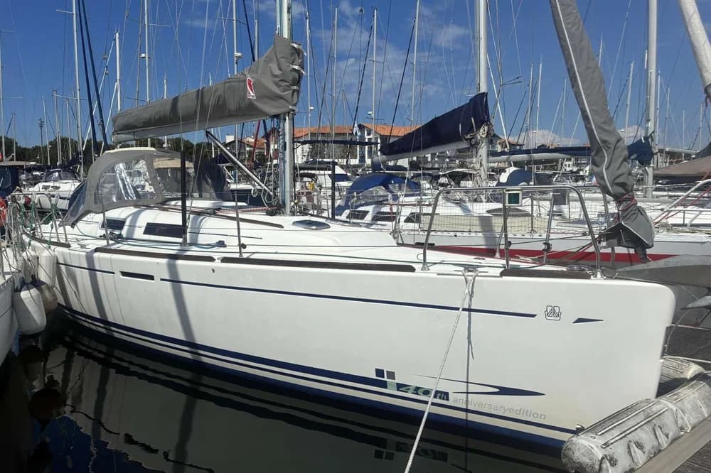2005 Dufour 34 Performance