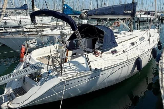 1998 Dufour 38 Classic