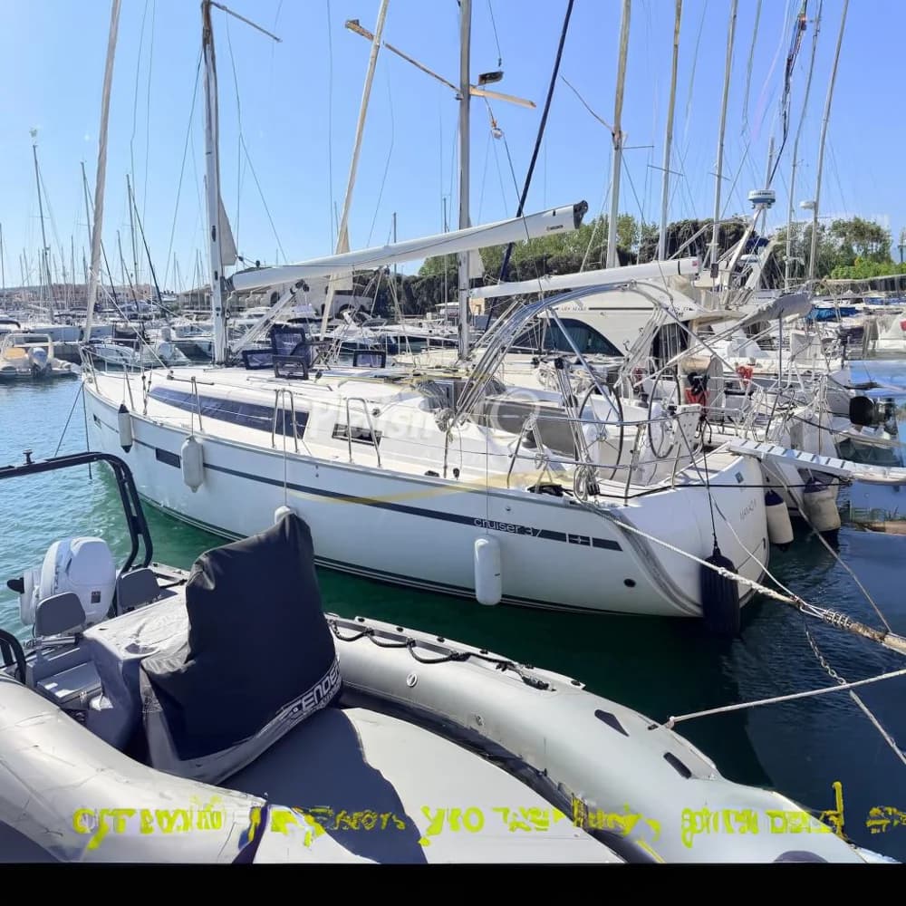 2015 Bavaria Cruiser 37