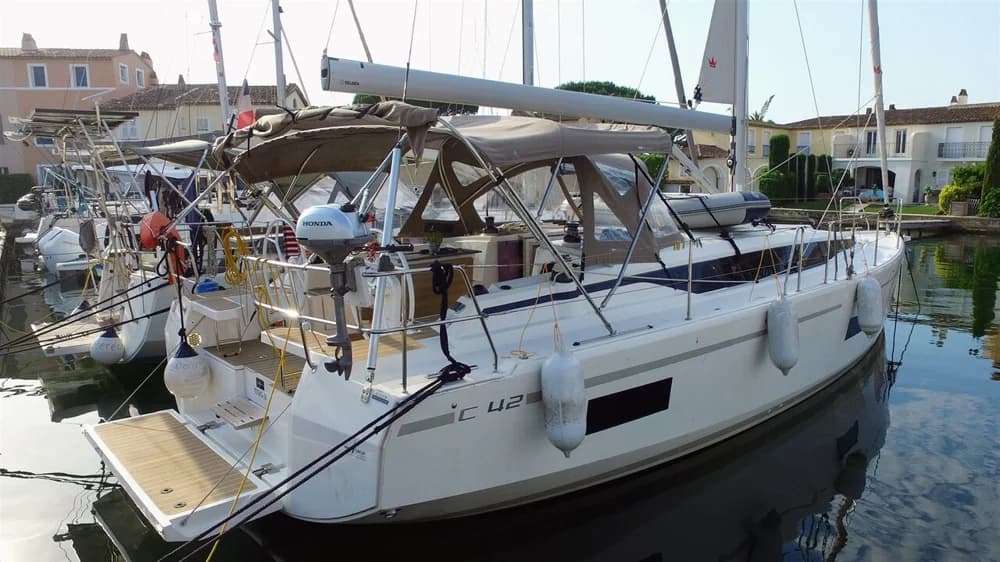 Bavaria C 42