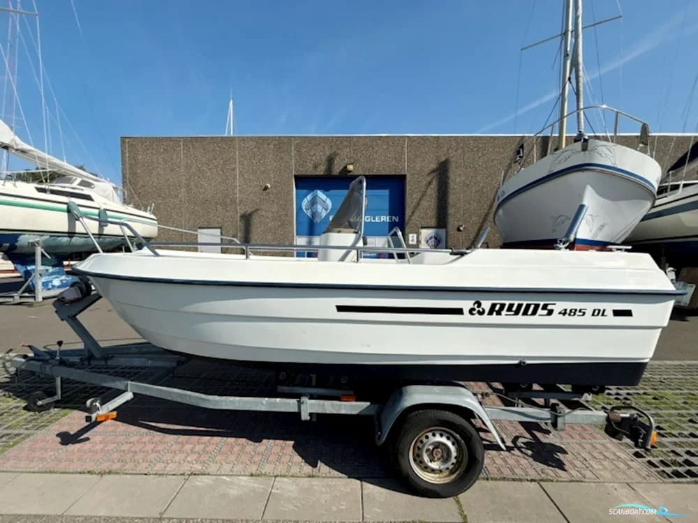 Ryds 485 DL Styrepultsbåd