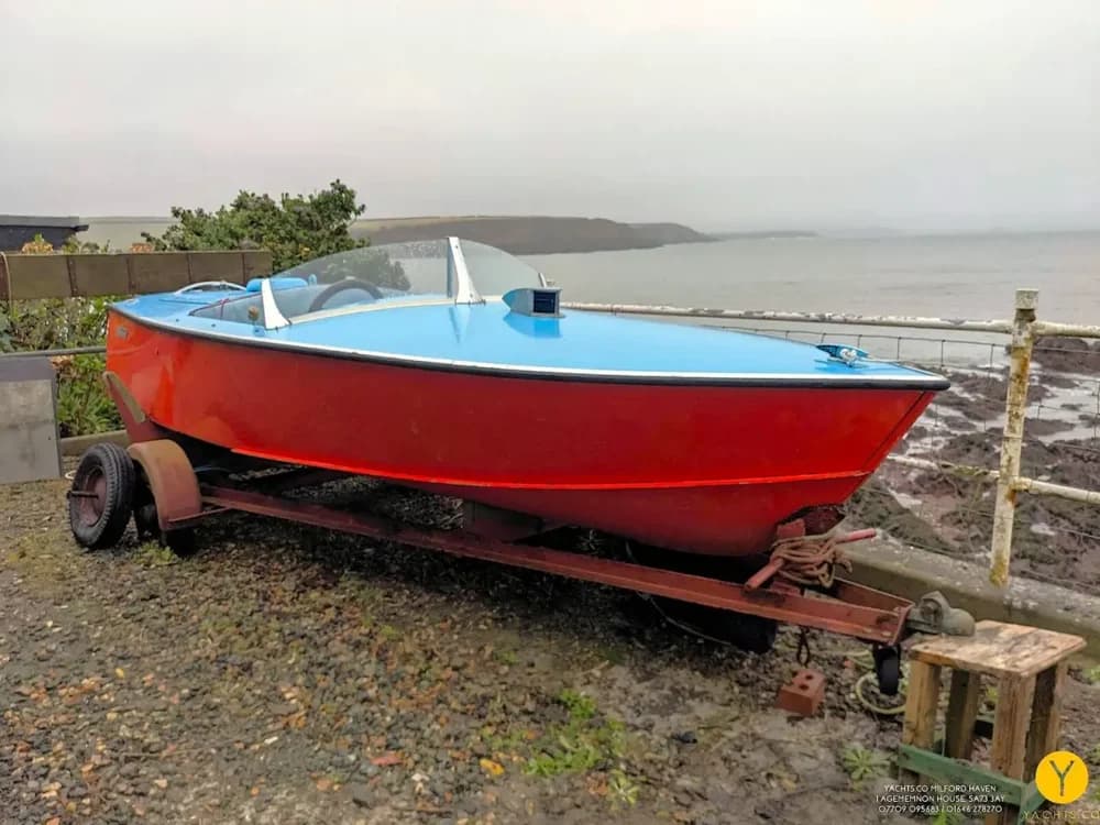 1960 Albatross Continental Boat for Sale in Dale