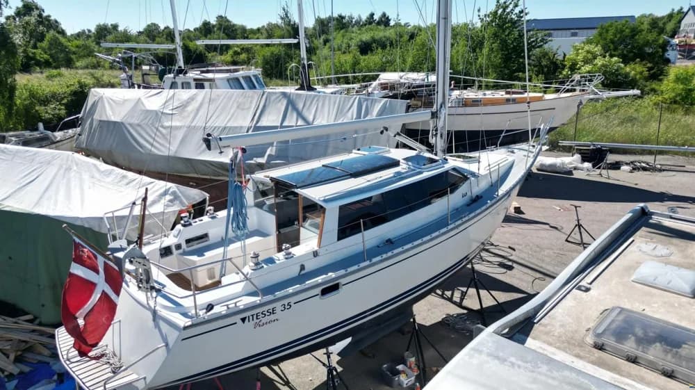 LM Boats Vitesse 35