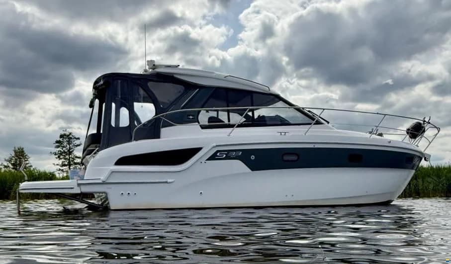 Bavaria S33 HT