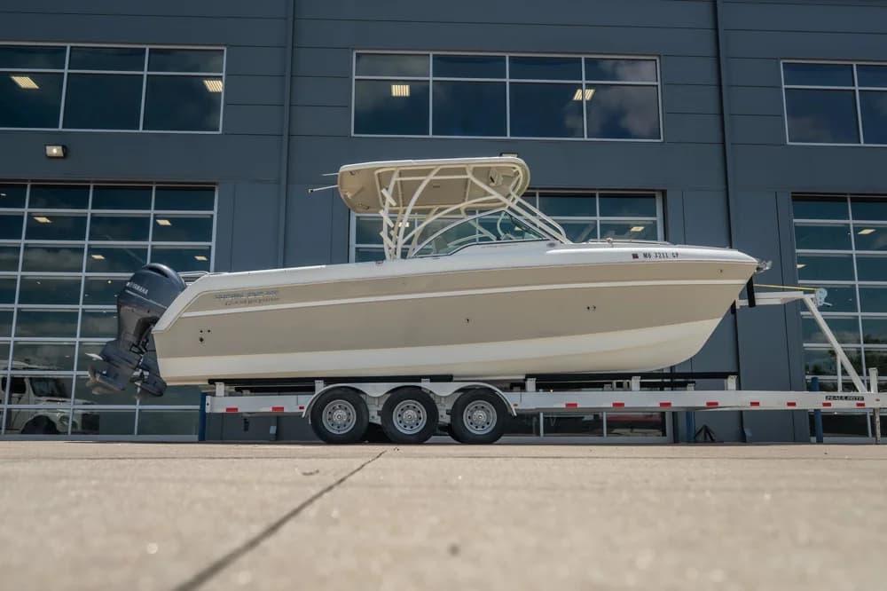 2016 World Cat Glacier Bay Edition 2740 Dual Console