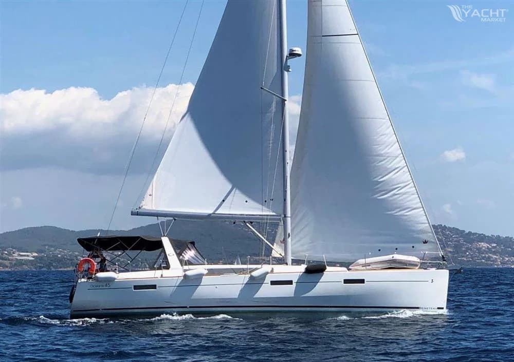 BENETEAU OCEANIS 45
