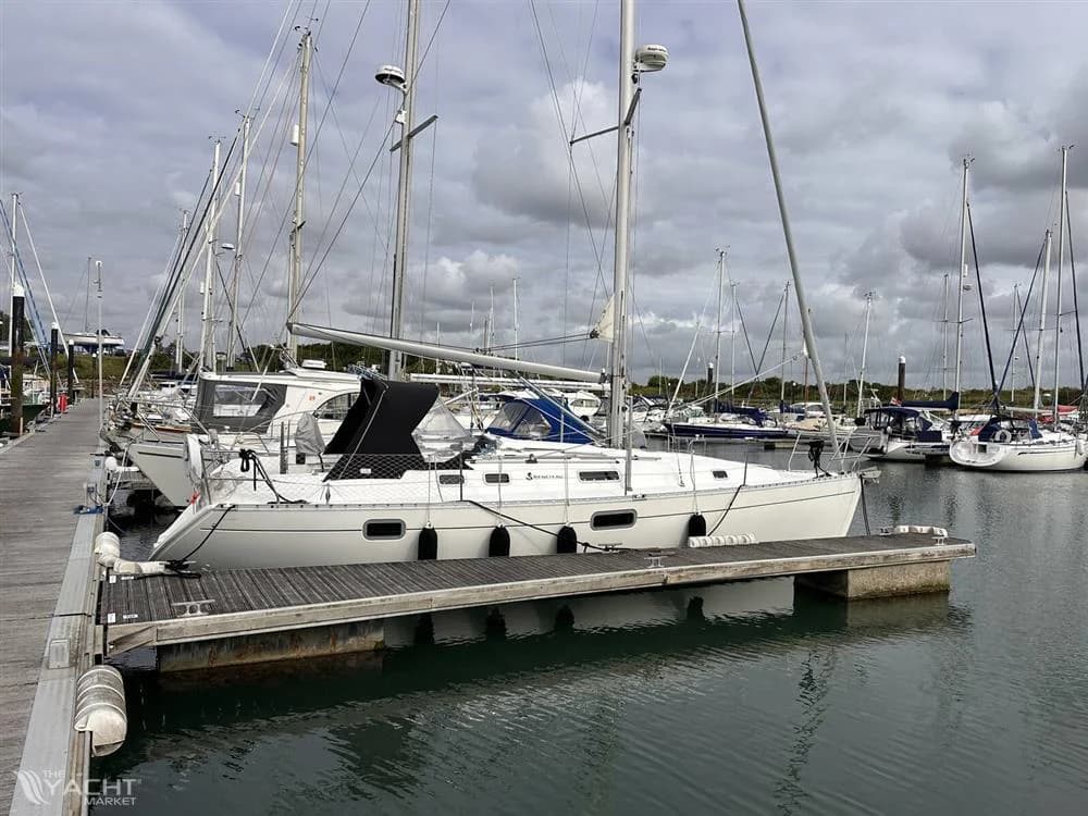 Beneteau Oceanis 351