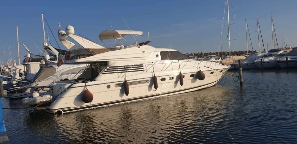 Fairline Squadron 62