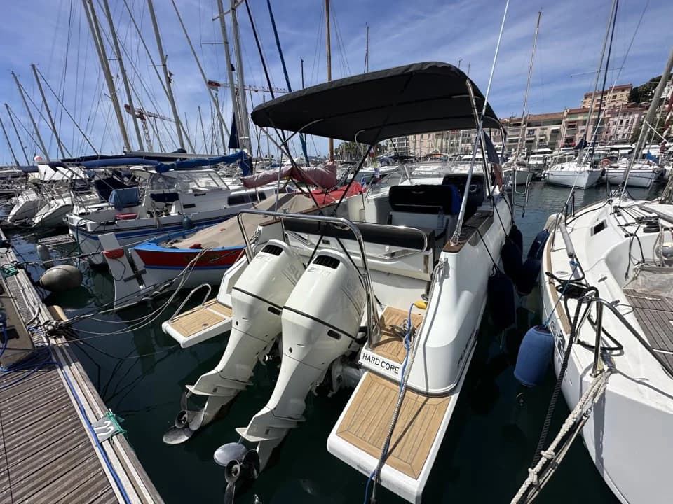 BENETEAU FLYER 8.8 SUNDECK