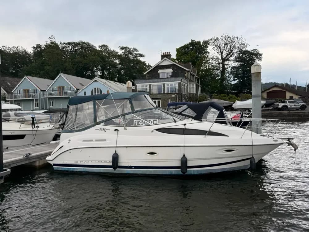 2002 Bayliner 2655 Ciera Boat for Sale in Bowness-on-Windermere