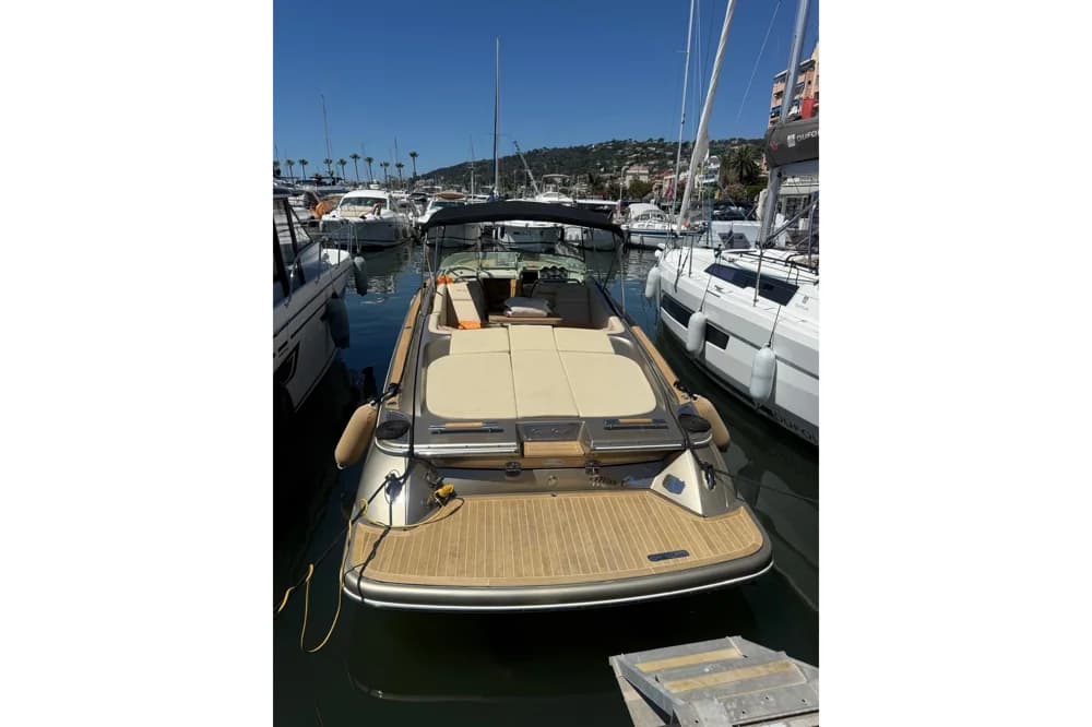 2015 Chris-Craft Corsair 32 | 11m