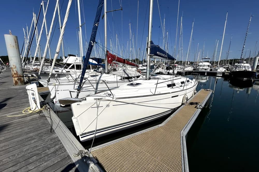 2010 Dufour 325 Grand Large | 10m