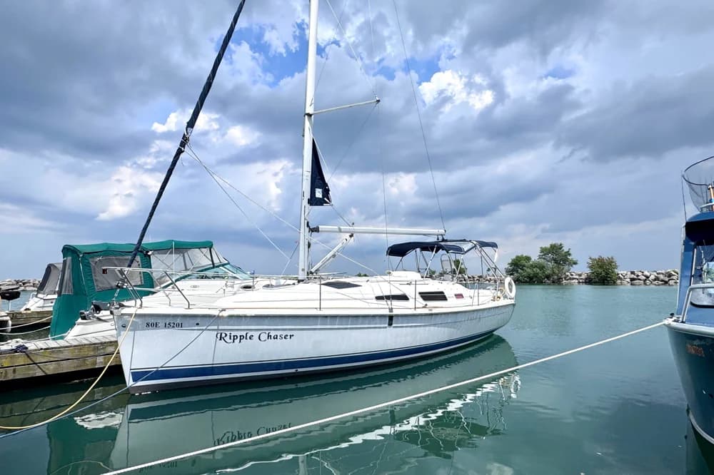 2006 Hunter 33 | 33 ft